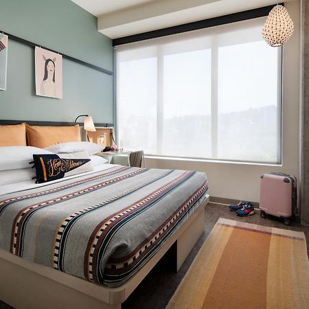 Hotel Moxy Portland Downtown Exteriér fotografie
