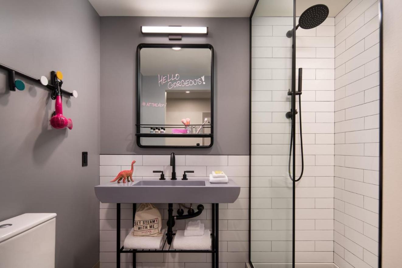 Hotel Moxy Portland Downtown Exteriér fotografie